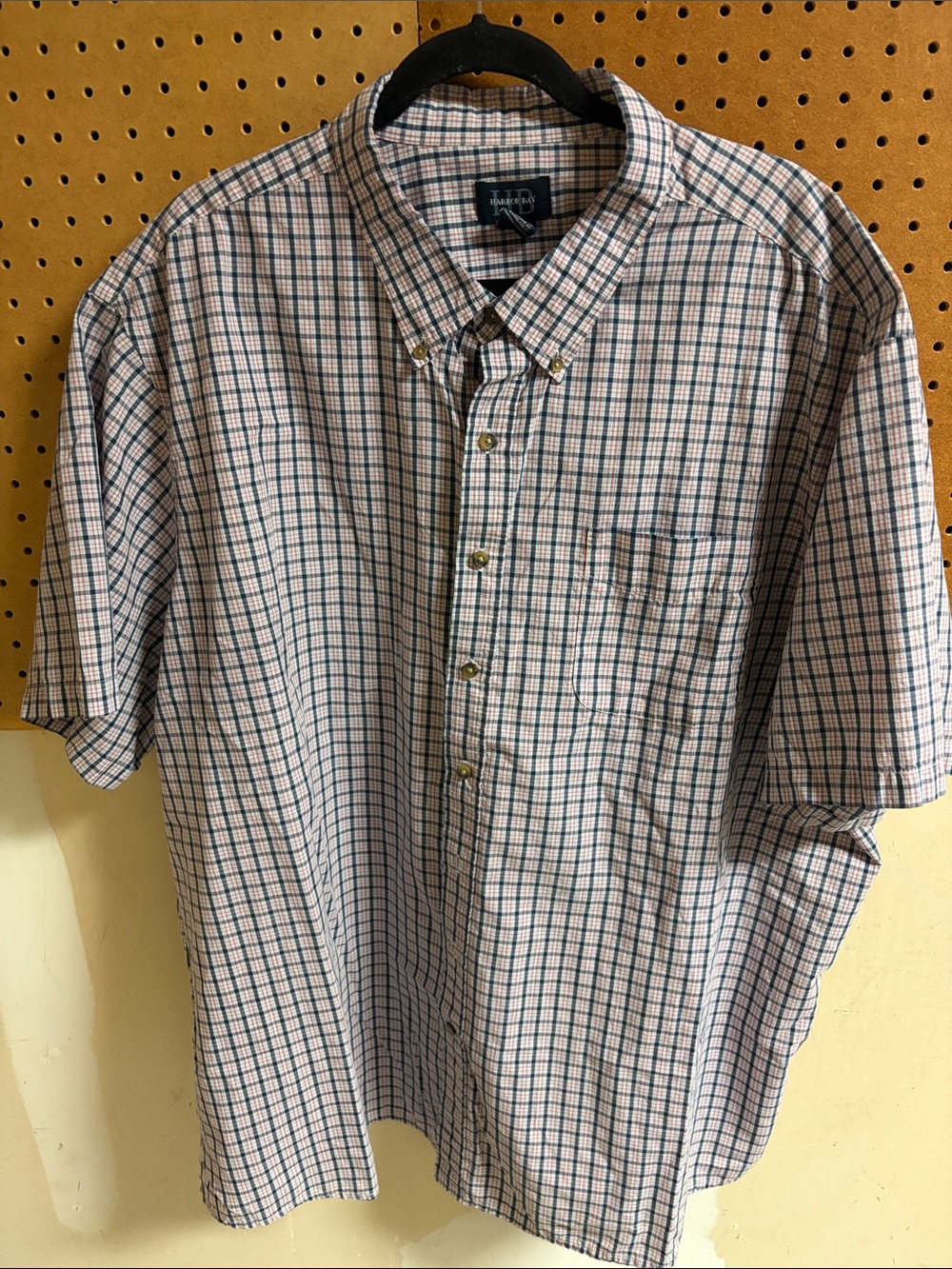 Harbor Bay Men’s Short-Sleeve Button-Down Shirt in White, Blue & Tan Plaid